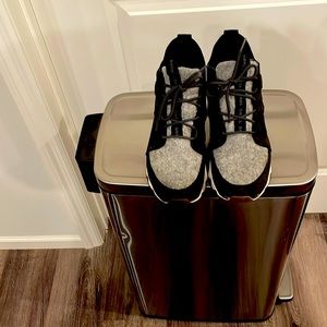 Womens Sorel Kinetic Caribou Black Size 12